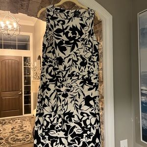 Women’s sleeveless black and white sheath dress size 12 American Living brand